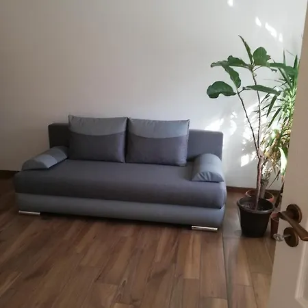 아파트 Levendula Apartman / Vendeghaz *