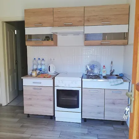 아파트 Levendula Apartman / Vendeghaz Tiszafüred
